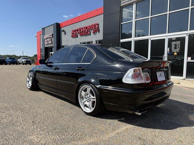 1999 BMW 328i - $8,900
