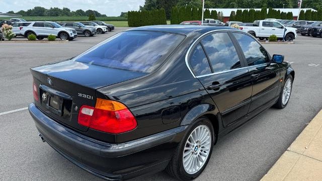 2001 BMW 3 Series 330i