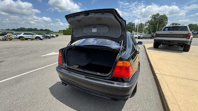 2001 BMW 3 Series 330i