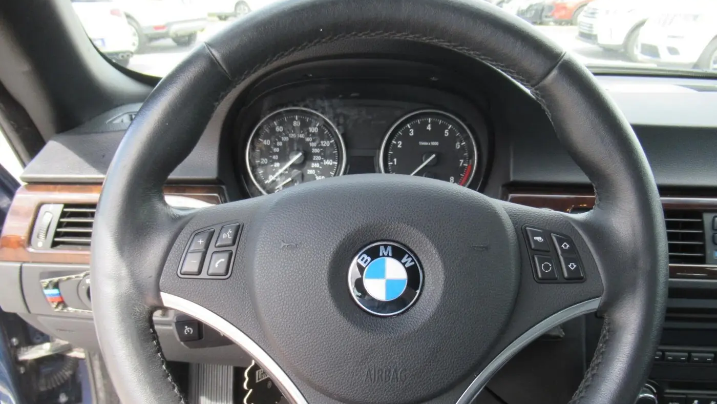 2013 BMW 3 Series 328i