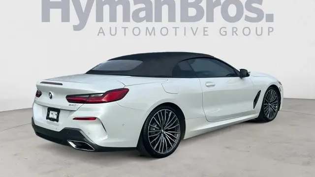 2022 BMW 8 Series 840i