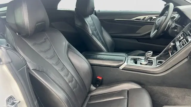 2022 BMW 8 Series 840i