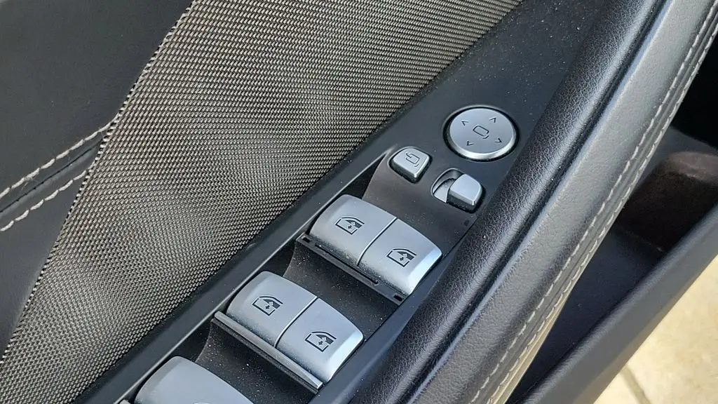 2025 BMW 8 Series 840i xDrive