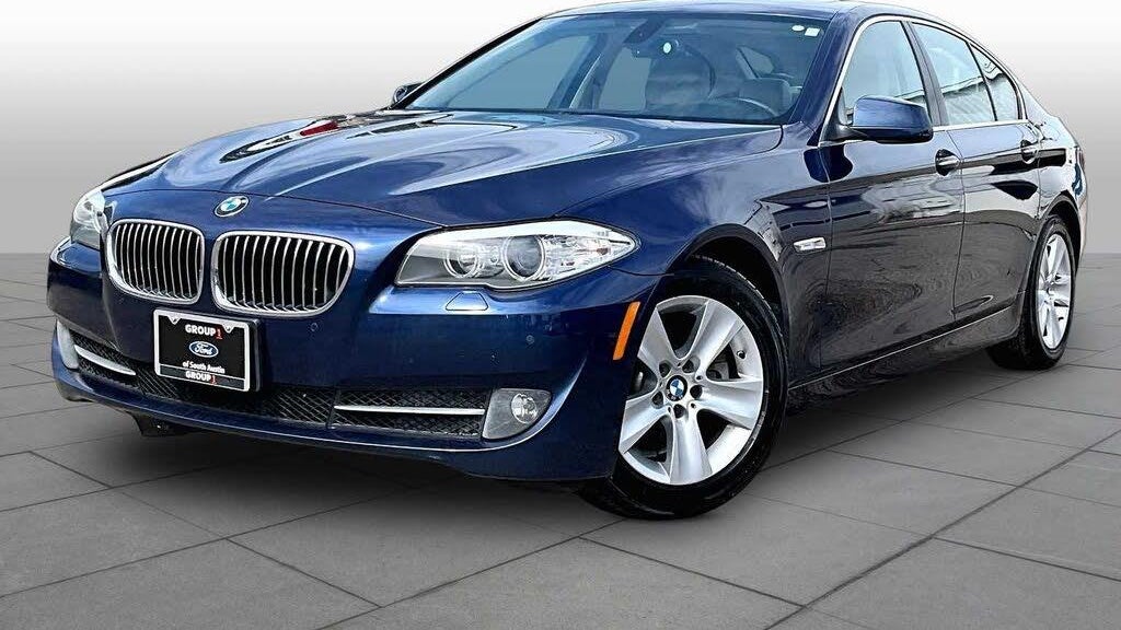 Preowned 2011 BMW 5 Series 528i for Sale
