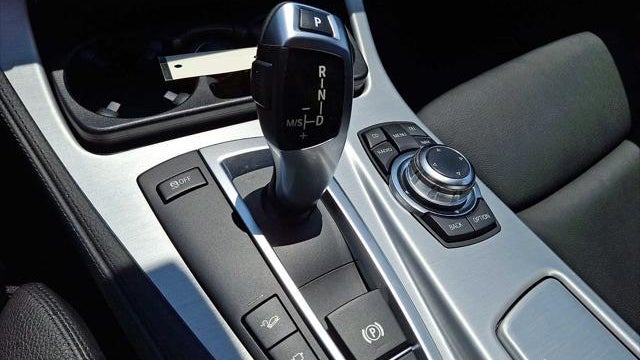 2012 BMW 5 Series 550i xDrive