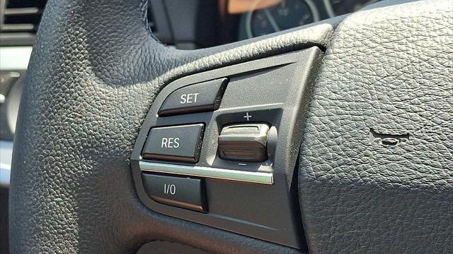 2012 BMW 5 Series 550i xDrive