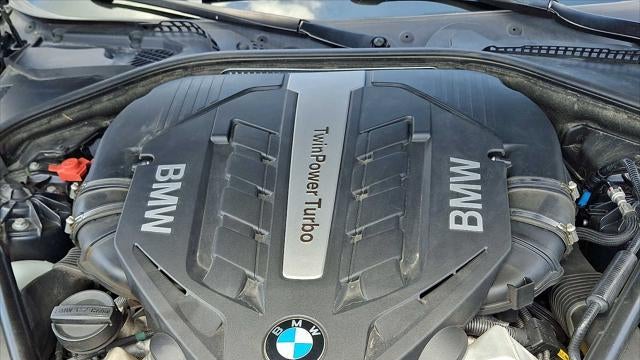 2012 BMW 5 Series 550i xDrive
