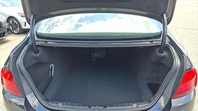 2012 BMW 5 Series 550i xDrive