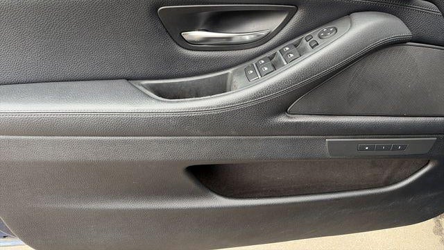 2012 BMW 5 Series 550i xDrive