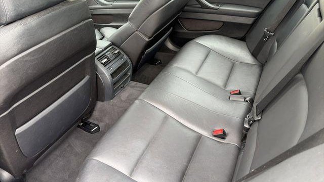 2012 BMW 5 Series 550i xDrive