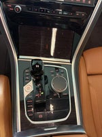 2023 8 Series Thumbnail 17