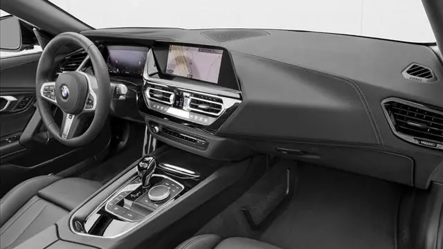 2026 BMW Z4 sDrive30i