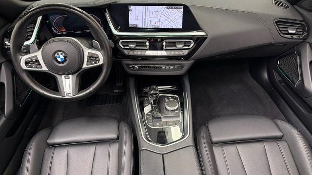2025 BMW Z4 sDrive30i