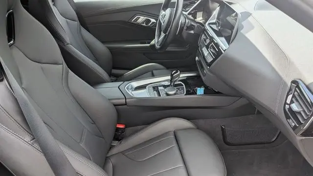 2025 BMW Z4 sDrive30i