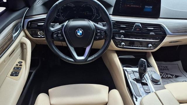 2018 BMW 5 Series 530i