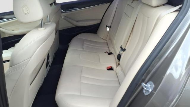 2018 BMW 5 Series 530i