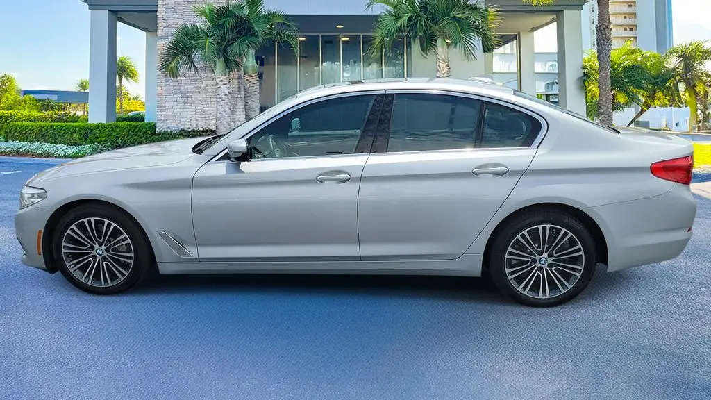2019 BMW 5 Series 530i