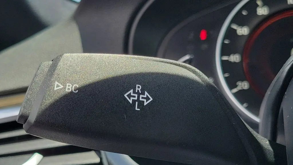 2019 BMW 5 Series 530i