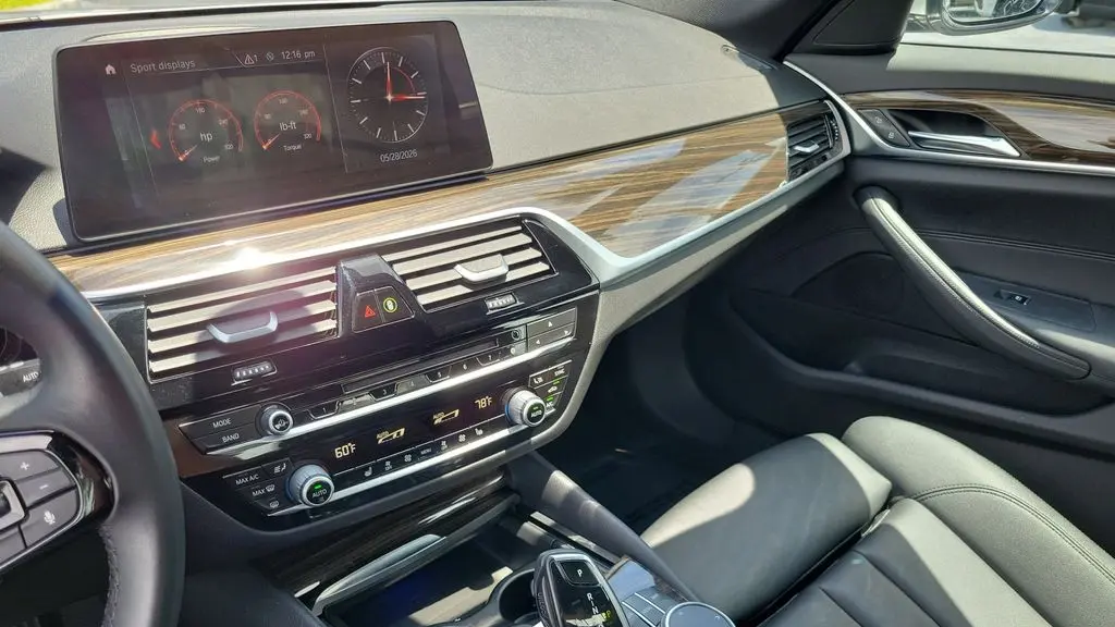 2019 BMW 5 Series 530i