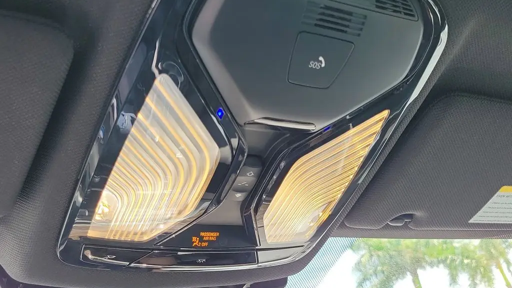 2019 BMW 5 Series 530i