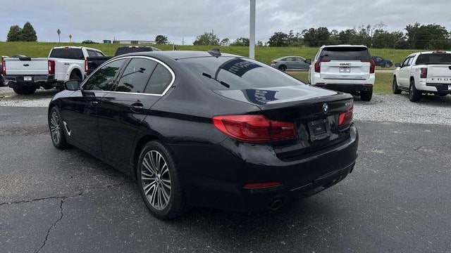 2019 BMW 5 Series 530i
