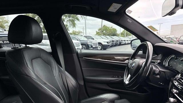 2019 BMW 5 Series 530i