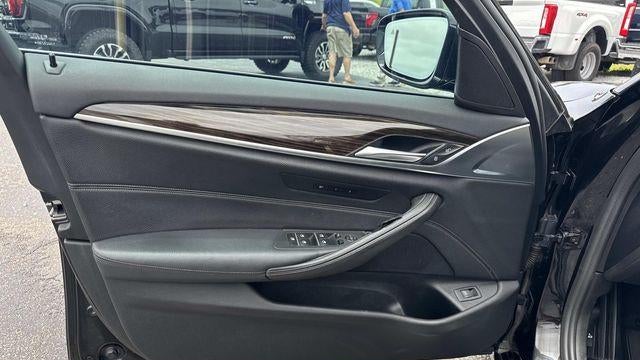 2019 BMW 5 Series 530i