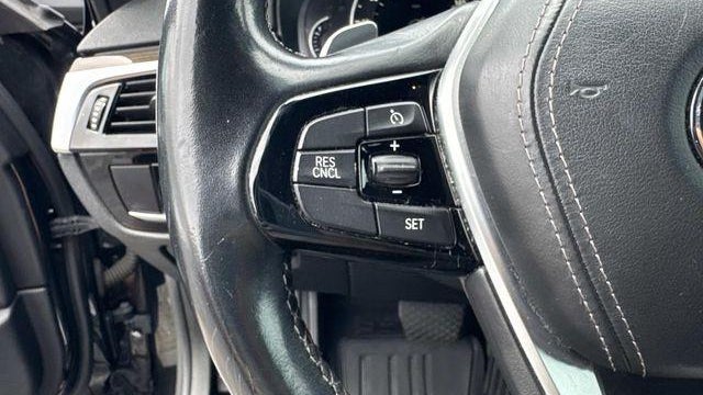 2019 BMW 5 Series 530i
