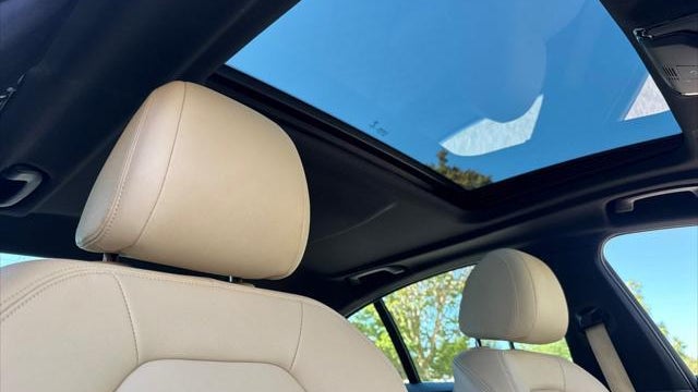 2019 BMW 5 Series 530e iPerformance