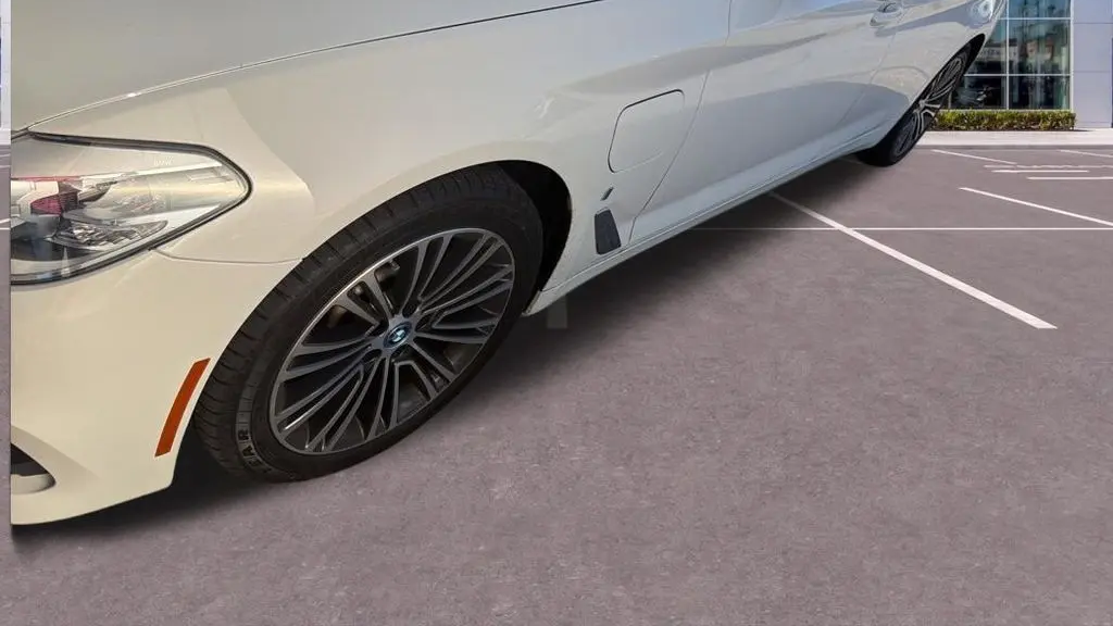 2019 BMW 5 Series 530e iPerformance