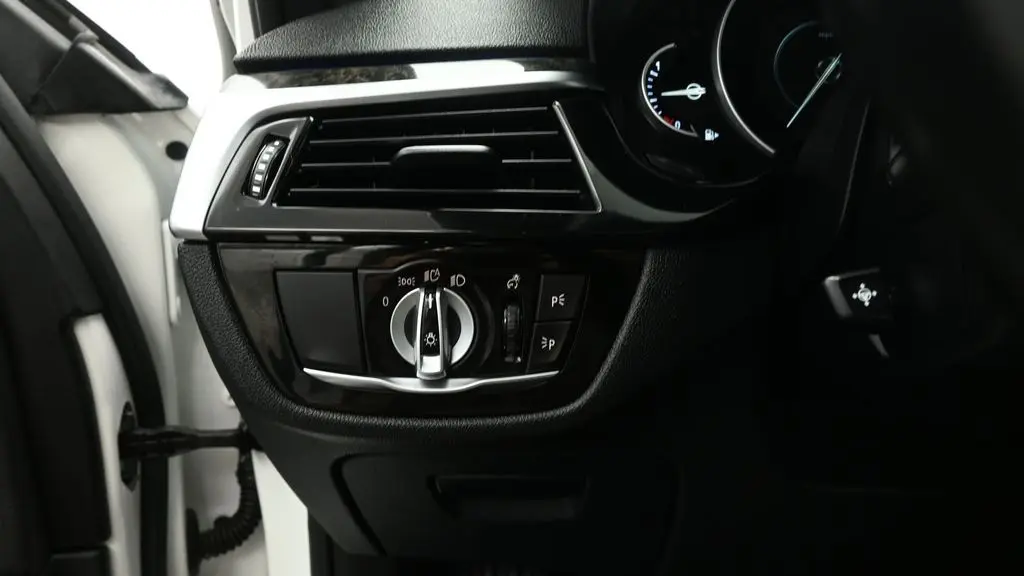 2019 BMW 5 Series 530e iPerformance