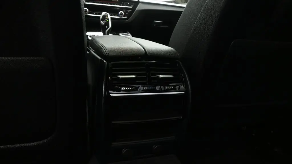 2019 BMW 5 Series 530e iPerformance
