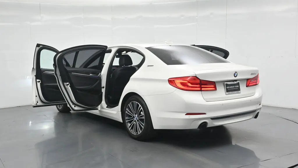2019 BMW 5 Series 530e iPerformance