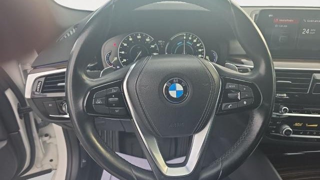 2018 BMW 5 Series 530e iPerformance