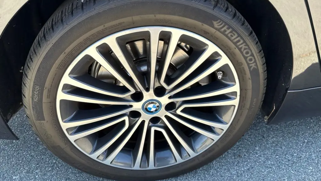 2019 BMW 5 Series 530e iPerformance