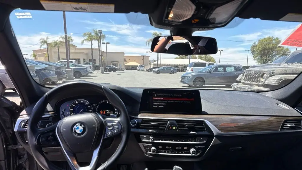 2019 BMW 5 Series 530e iPerformance