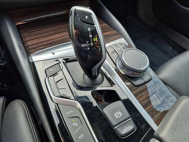 2019 BMW 530e - $11,727