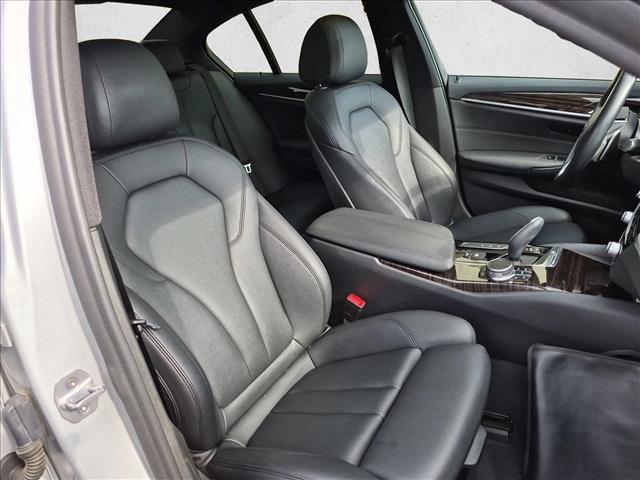 2019 BMW 530e - $11,727