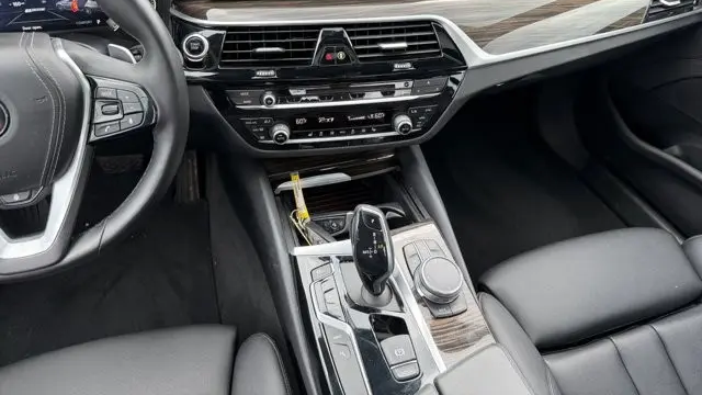 2019 BMW 5 Series 530e xDrive iPerformance