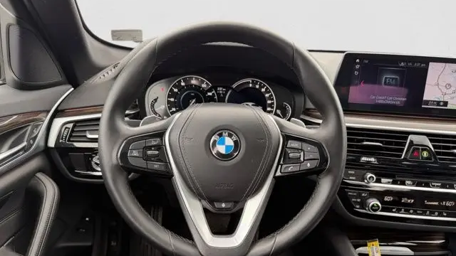 2019 BMW 5 Series 530e xDrive iPerformance