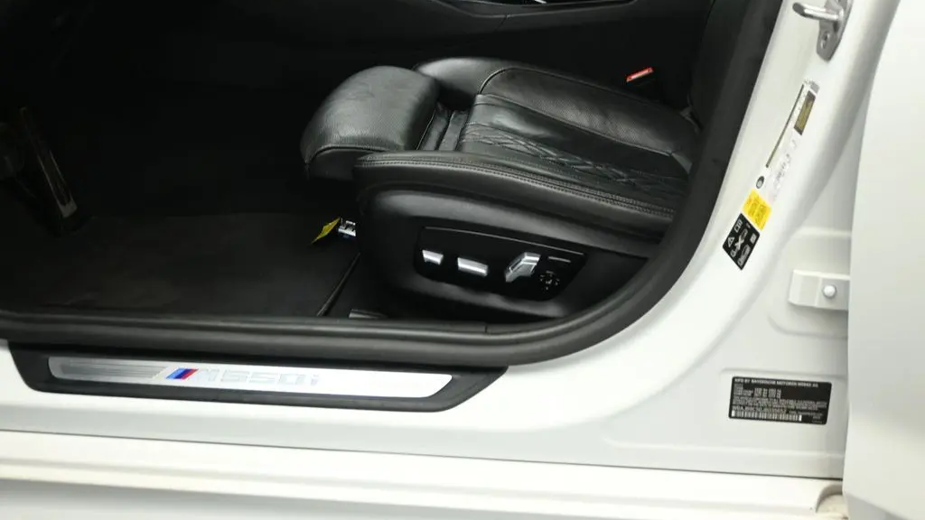 2018 BMW 5 Series M550i xDrive