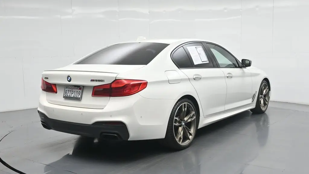 2018 BMW 5 Series M550i xDrive