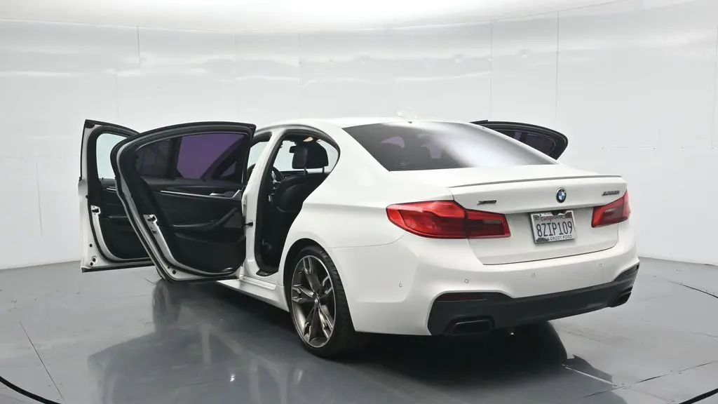 2018 BMW 5 Series M550i xDrive