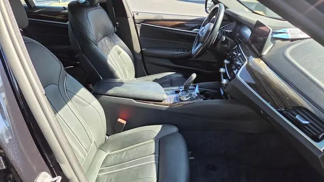 2019 BMW 5 Series M550i xDrive