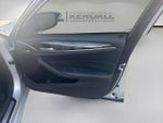 2020 5 Series Thumbnail 32