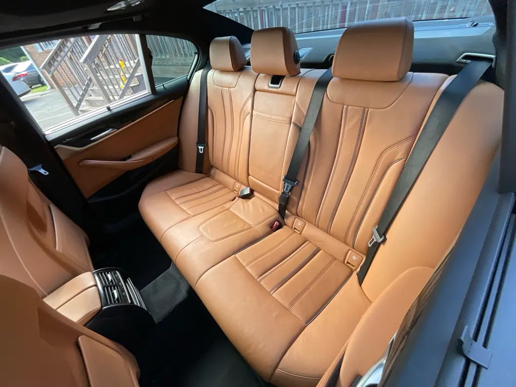 2020 BMW 530i - $17,985