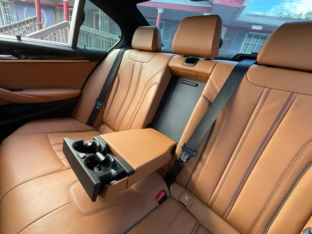 2020 BMW 530i - $17,985