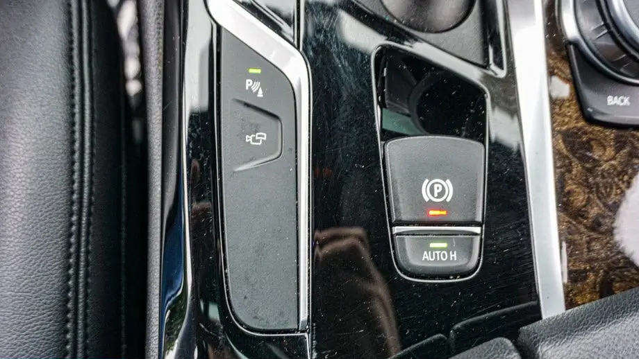 2020 BMW 5 Series 530i xDrive
