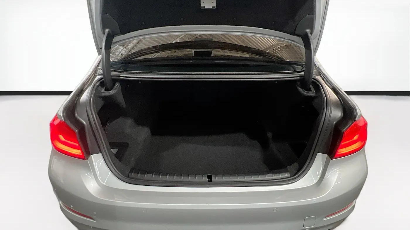 2020 BMW 5 Series 540i
