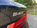2020 5 Series Thumbnail 17